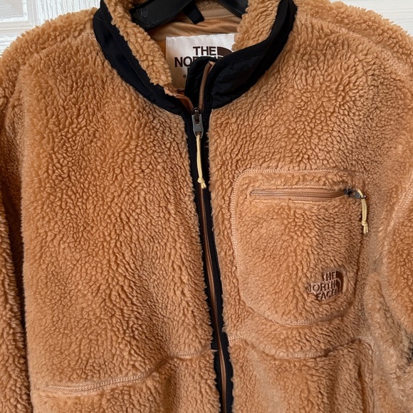 The North Face fleece - Picture 2 of 4